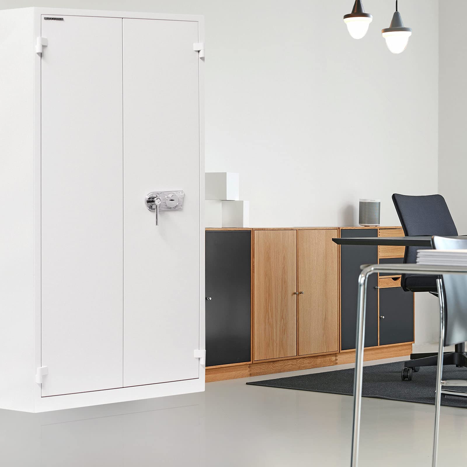 Rottner Office 3 Premium Stahlbüroschrank Doppelbart-Hochsicherheitsschloss 2 Schlüssel 4 verstellbare Fachböden Tür mit Feuerisolierung Platz für 50 Ordner inkl. Befestigungsmaterial