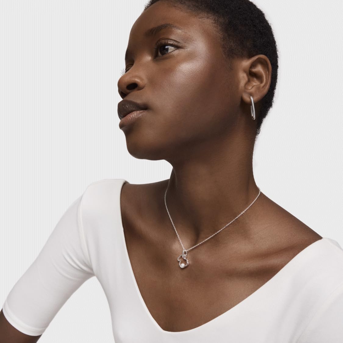 TOUS Collar de Plata de Primera Ley para Mujer con Motivo Oso de 1.6 cm, 45 cm de Largo, Clásico y Versátil, Colección Silueta