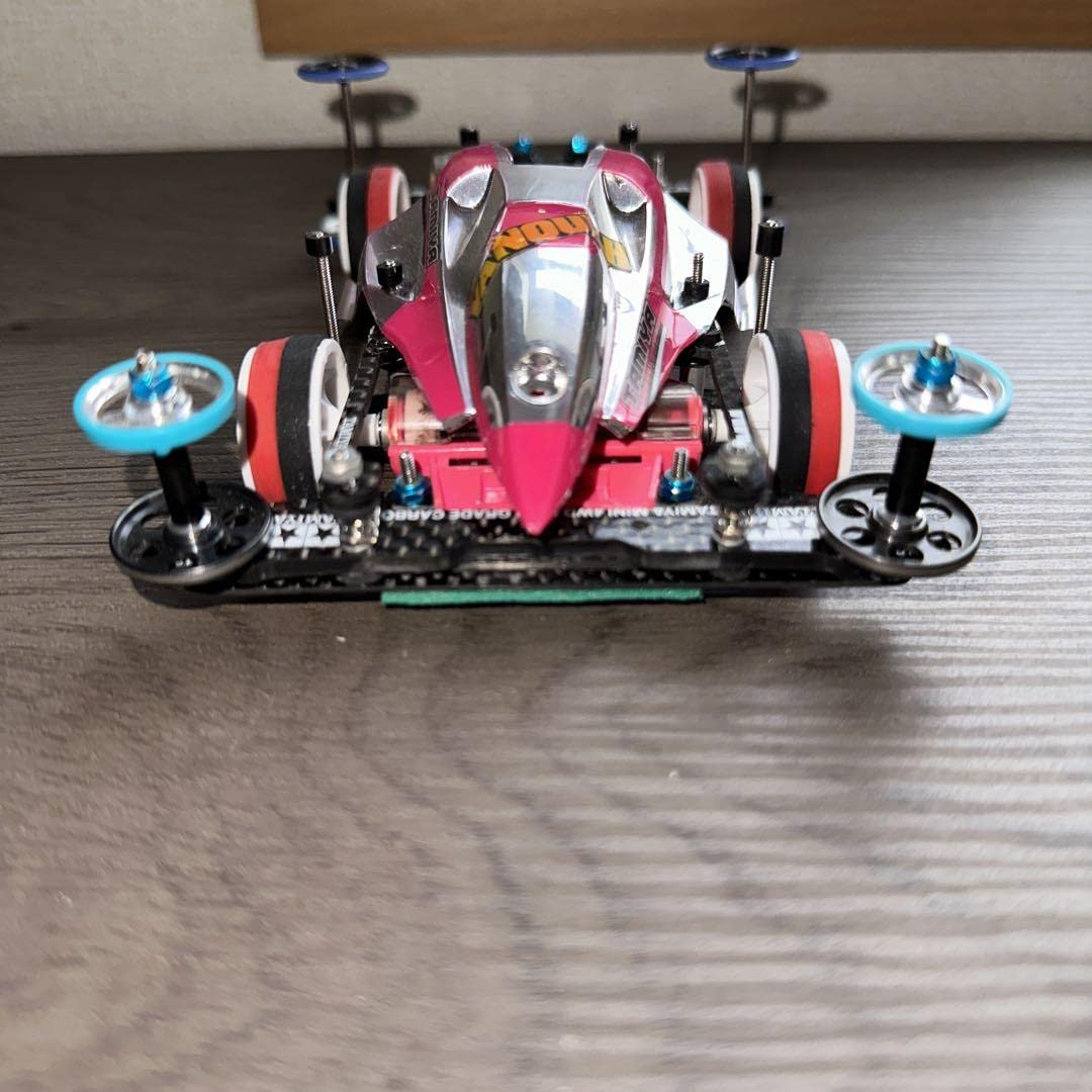 ミニ四駆　バンキッシュ　クリヤーピンク Amazon | ミニ四駆 バンキッシュ 完成 ピンク タミヤ 通販