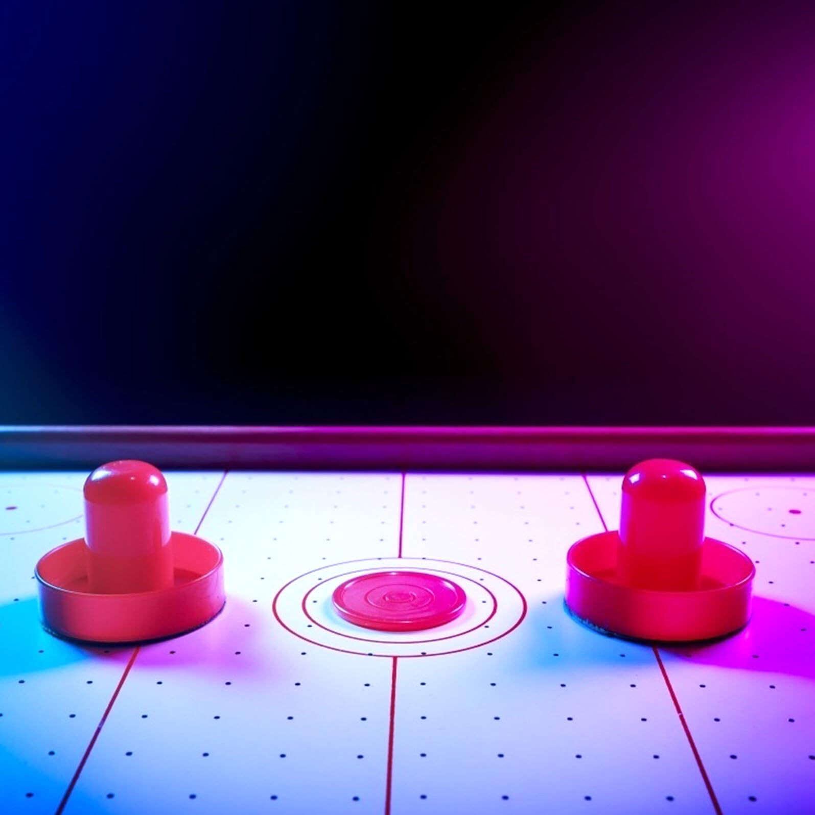 Airhockey Schieber und Kunststoff Pucks für Airhockey Tisch mit Schnellem Gleiten und Stabilem Design