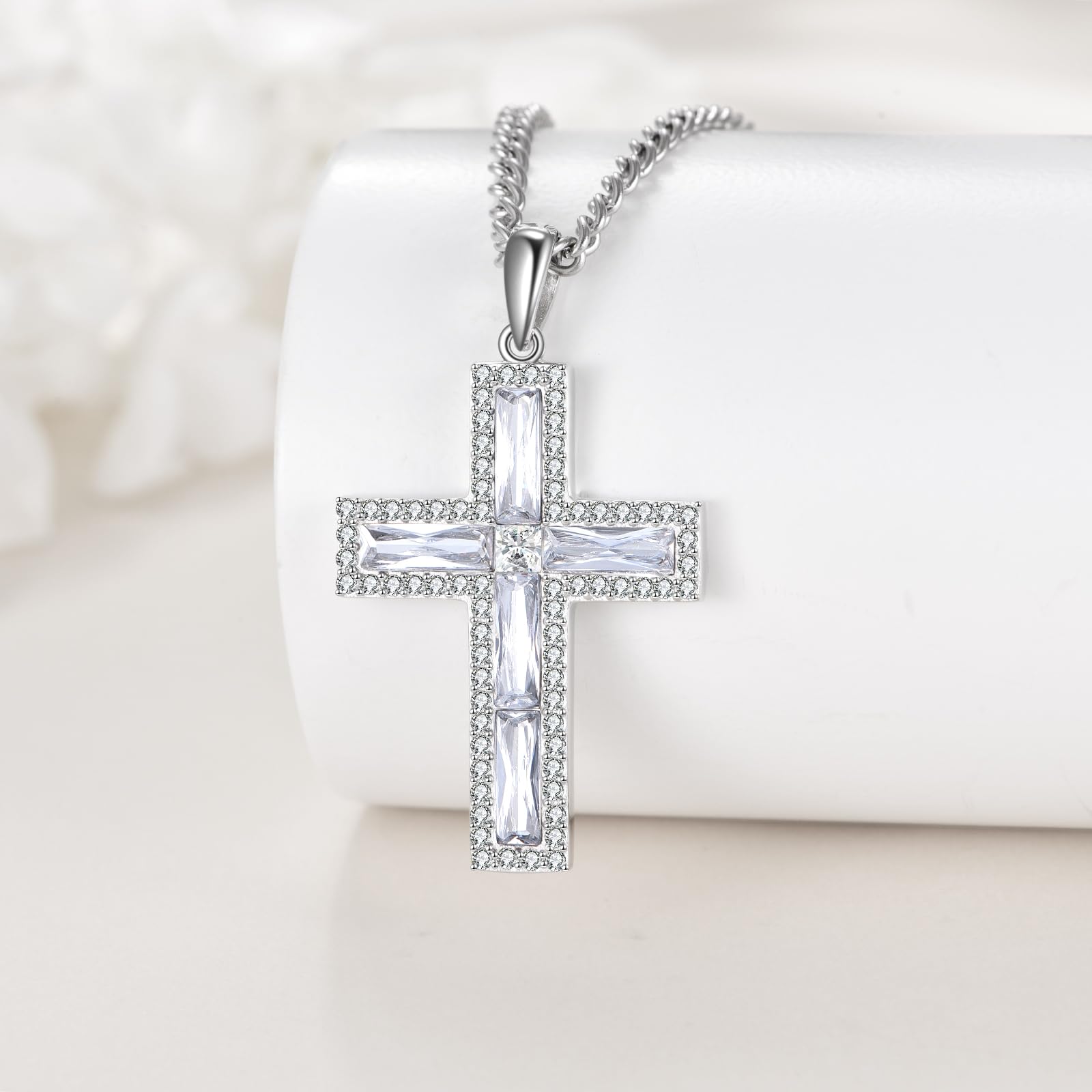 YFN Kreuz Halskette Sterling Silber Kubischer Zirkoniumdioxid Kreuz Anhänger Kette Religiös Schmuck Geschenke für Damen Herren (Weiß)