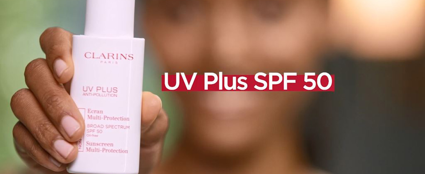 Clarins UV Plus Anti Pollution Sunscreen for Face | Broad Spectrum SPF 50 | Oil Free, No White Cast | UVA/UVB and Pollution Protection | Protective Antioxidants | All Skin Types