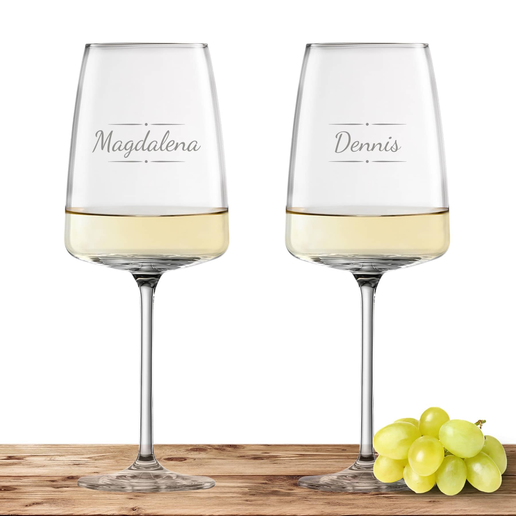 2X Schott Zwiesel Weißweinglas 535ml mit Namen oder Wunschtext graviert - Vivid Senses - Weingläser als personalisiertes Geschenk für Paare, Eltern oder zur Hochzeit - Motiv (Verzierung 03)