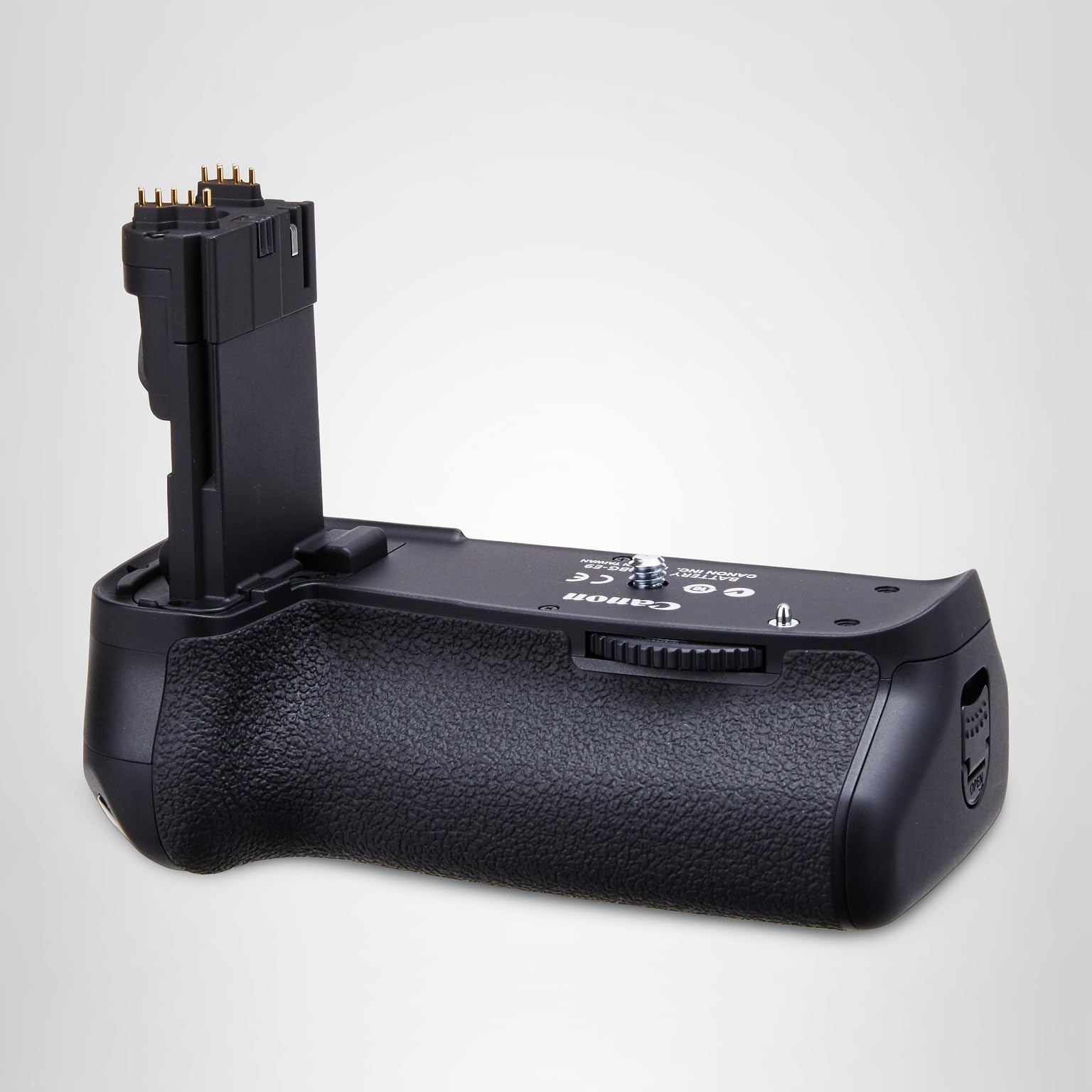 Amazon.com : Canon BG-E9 Battery Grip for the Canon EOS 60D