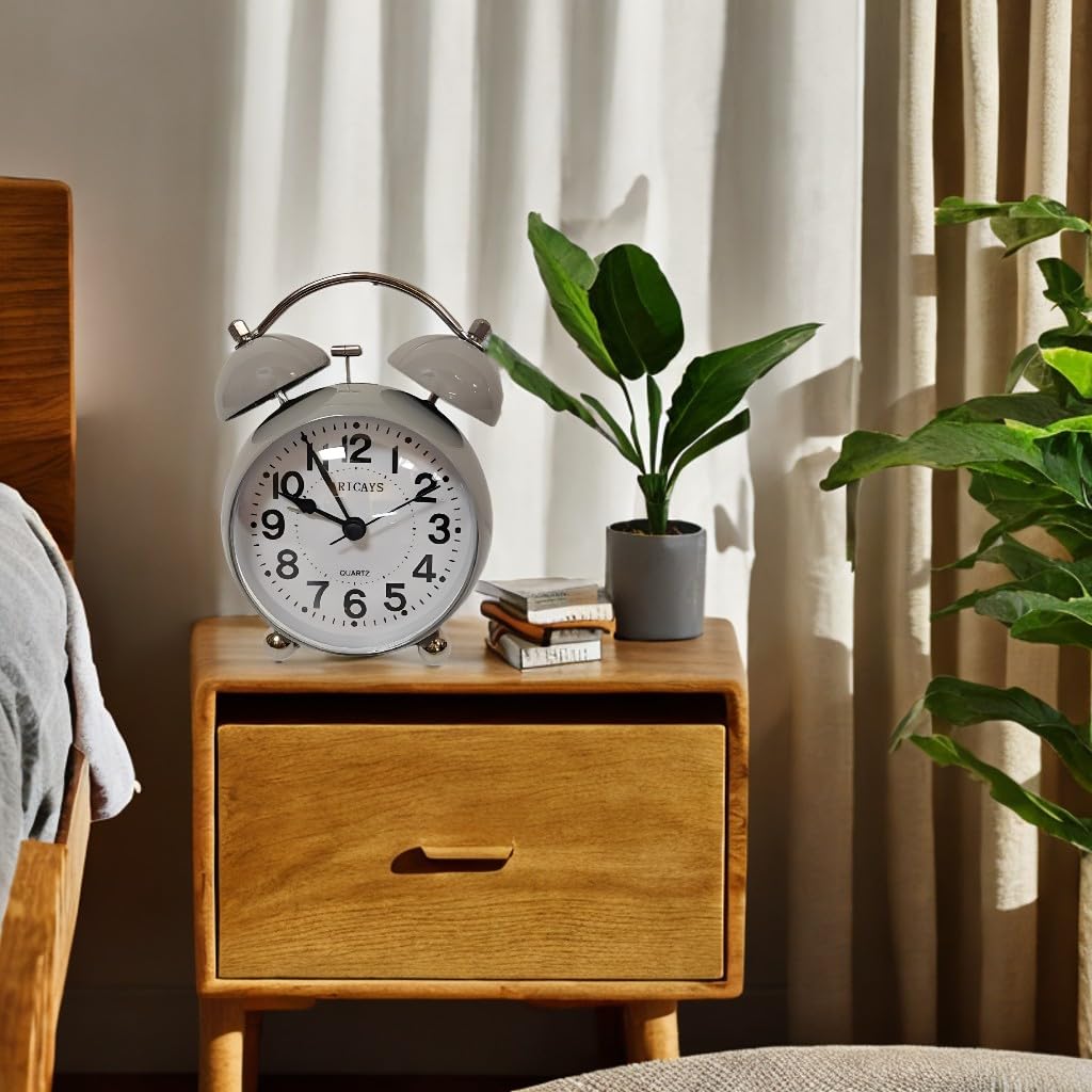 Reloj despertador retro Ice Armor de 6.5 pulgadas: el regalo decorativo ideal para el hogar