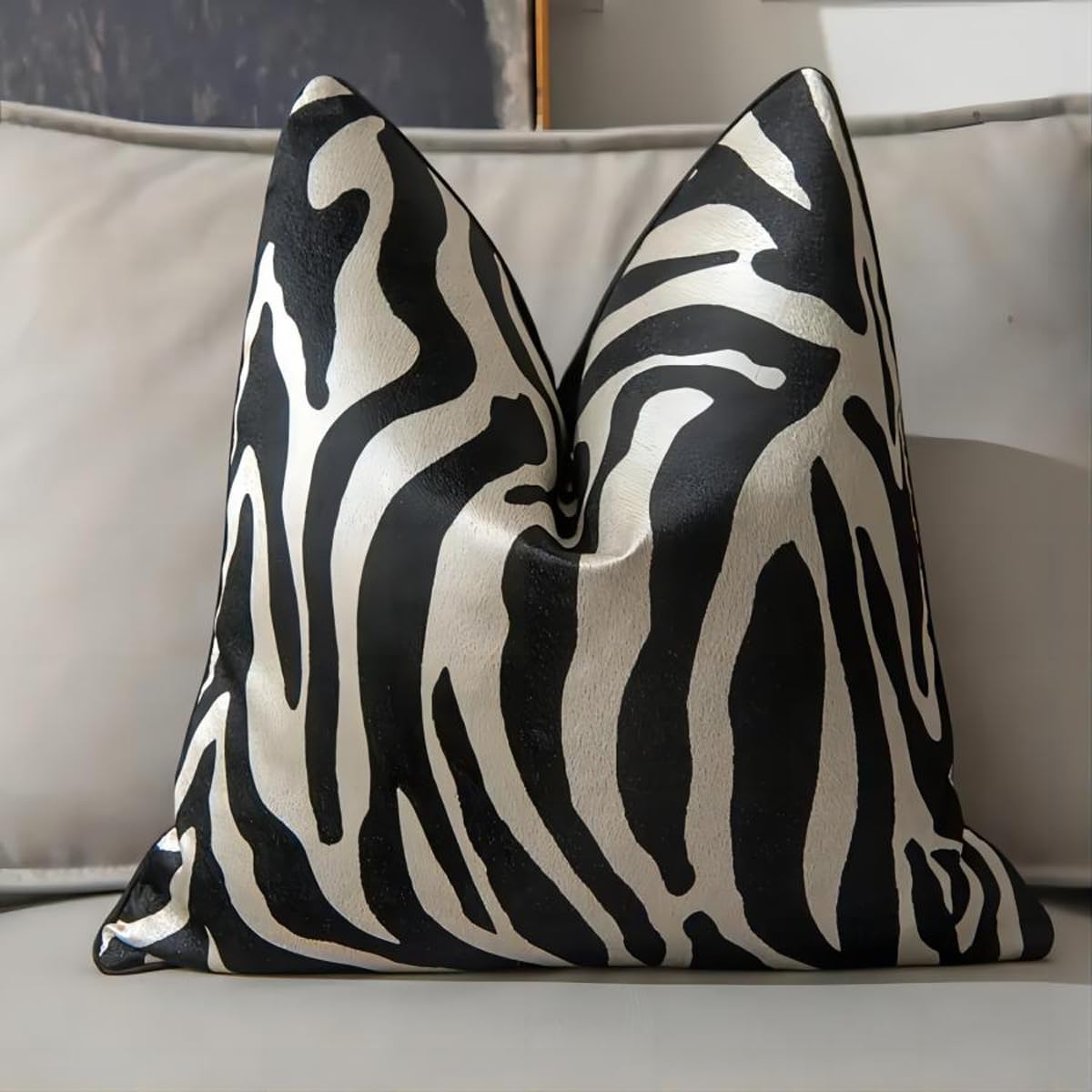 1pc Polyester Pillow Cover Multicolor Geometric Lines Zebra Black and White Animal Pattern Design Luxury Single-Sided high-Precision Jacquard Process with Zipper 18 x 18 inches(no Pillow core)