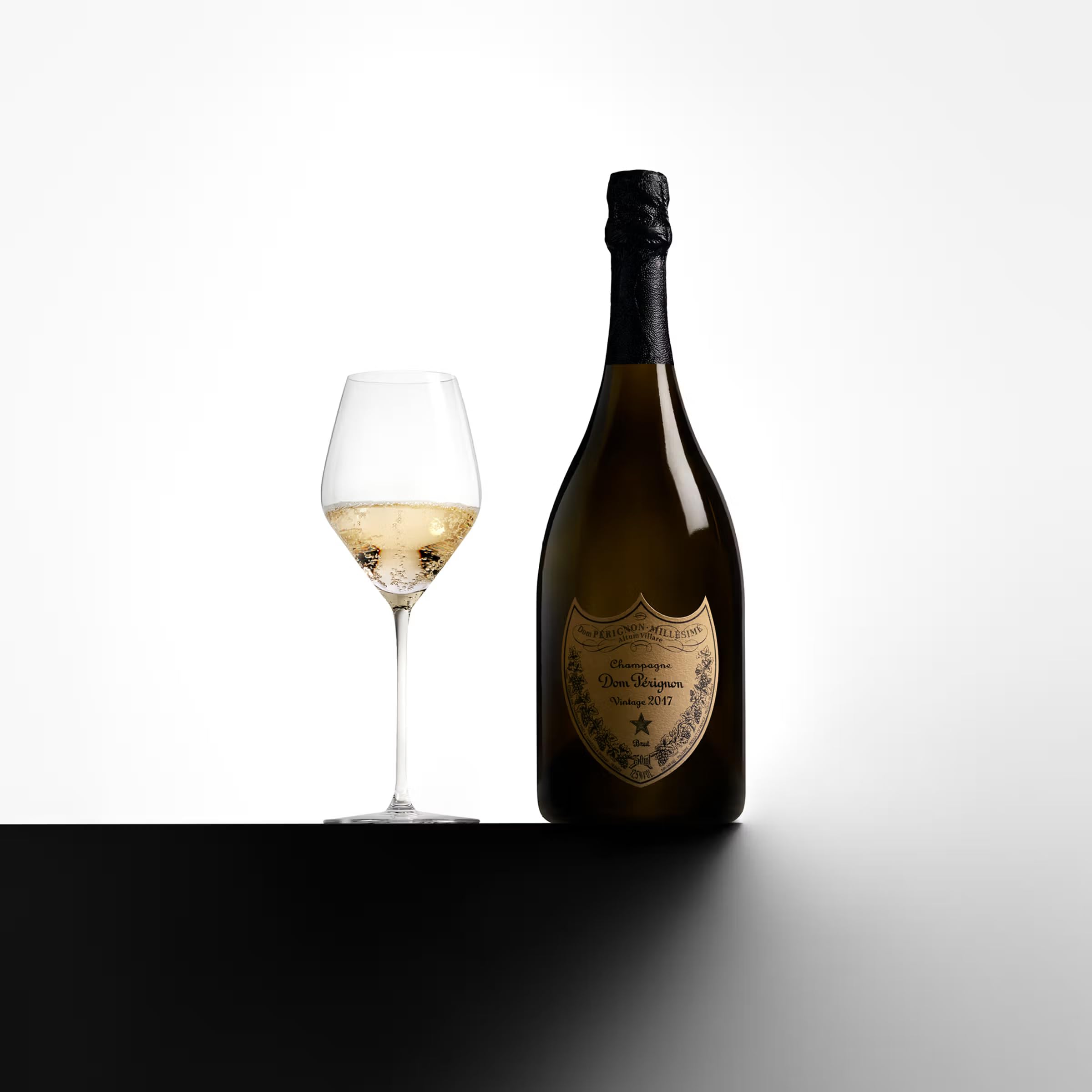 Dom Pérignon Vintage 2017 Brut Champagner, 750ml, 12,5% Vol, mit Geschenkbox