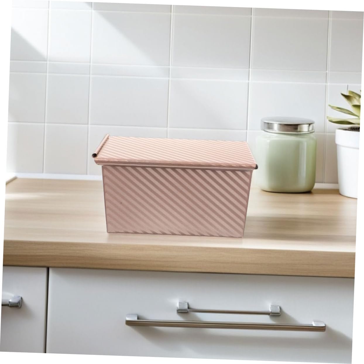 Mobestech Nonstick Loaf Pan with Lid Corrugated Bread Mold for Homemade Bread Toast and Cakes Easy Release Baking Tool for Daily Baking and