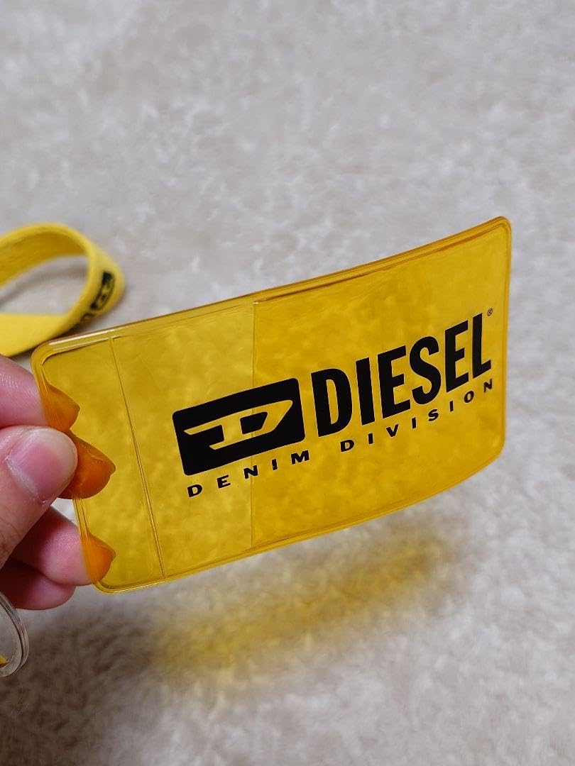 Amazon.co.jp: ノベルティグッズディーゼル ネックストラップ＋カード