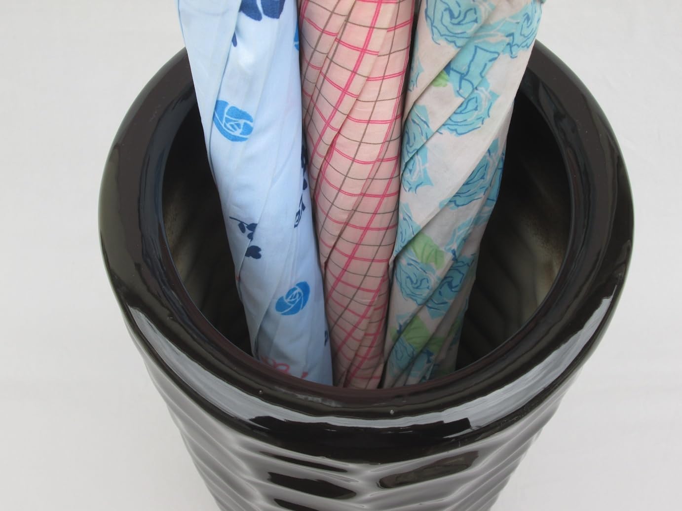 Amazon｜陶器傘立て ロックカット (ブラック)｜傘立て オンライン通販