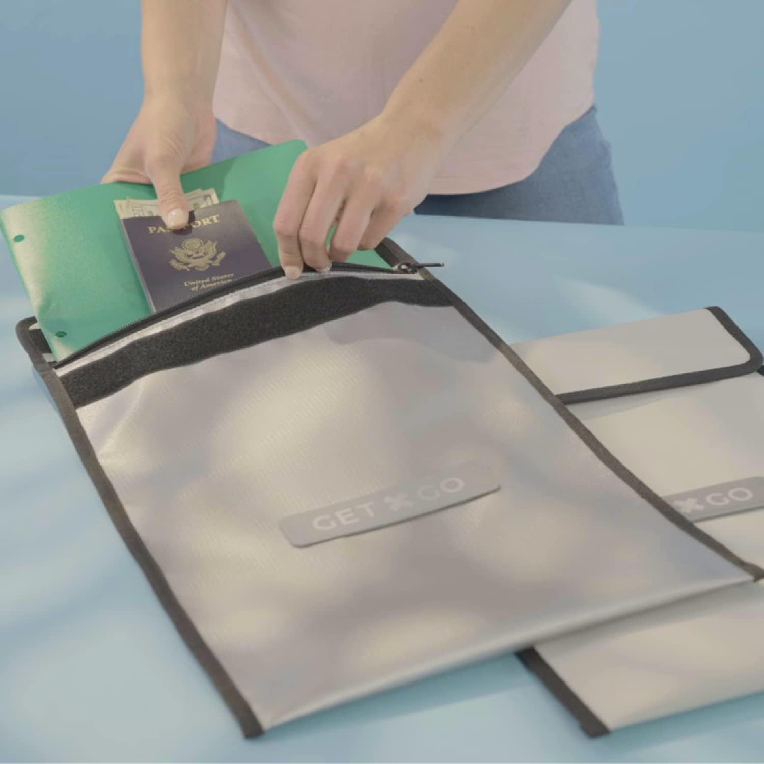 GETXGO Fireproof Backpack 20L Emergency Go Bag thumbnail 2