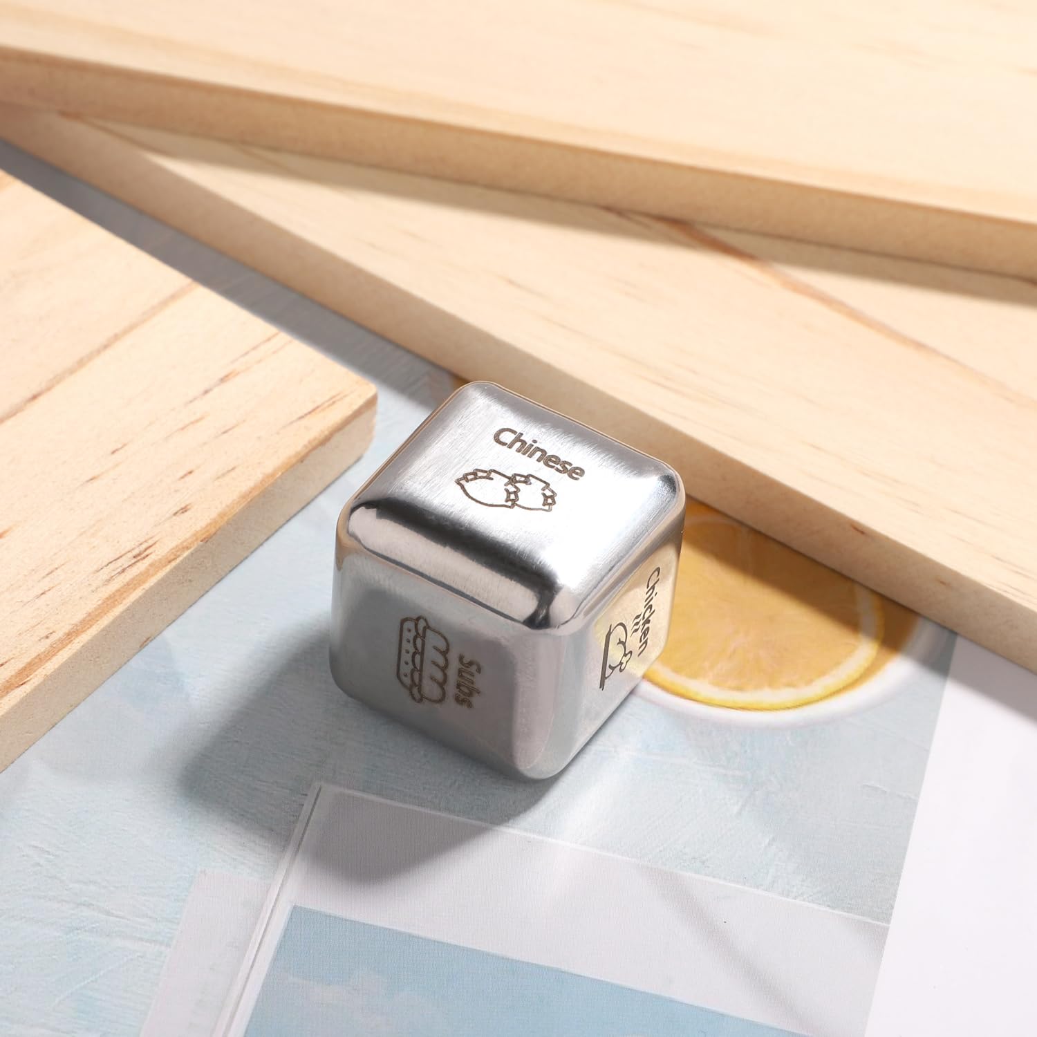 Date Night Würfel Set Aus Holz – 6 Würfel Mit Basis Für Lustige Paar-Aktivitäten