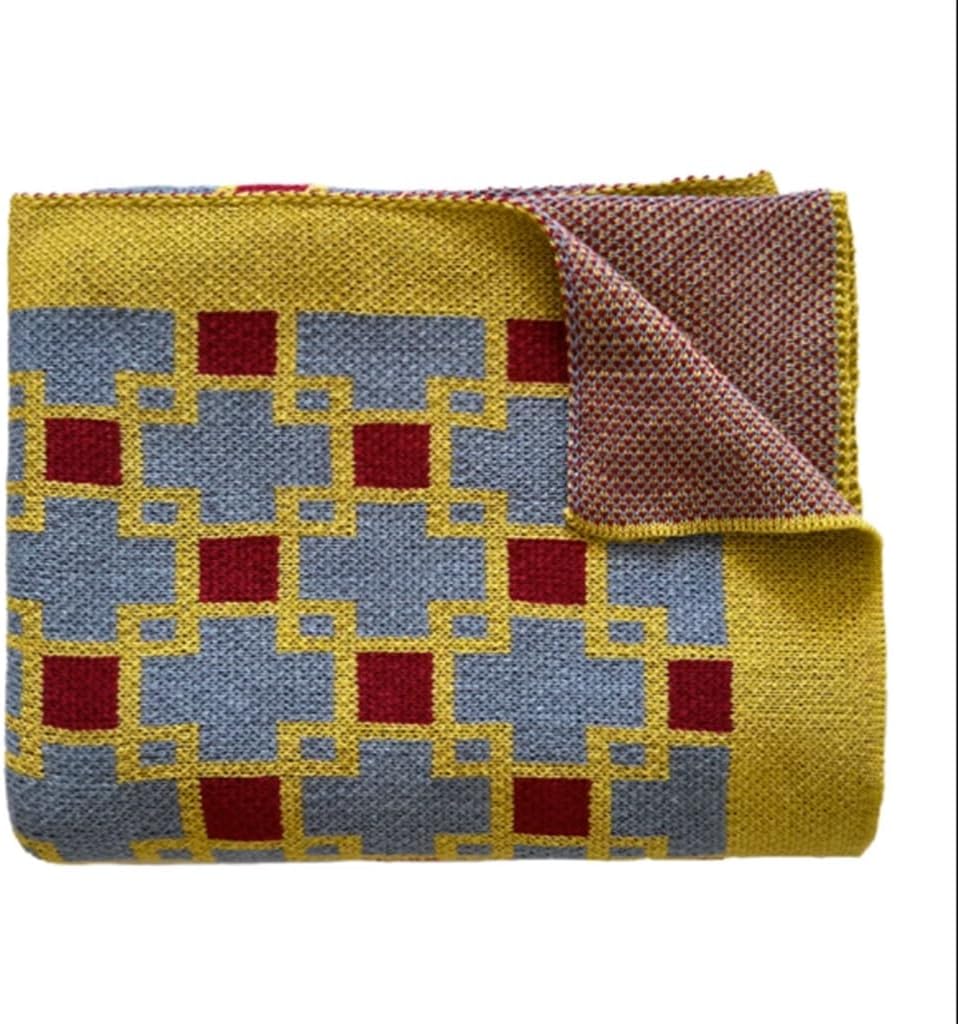 Spring and Autumn Sofa Throw Small Blanket Shawl Car Office Nap