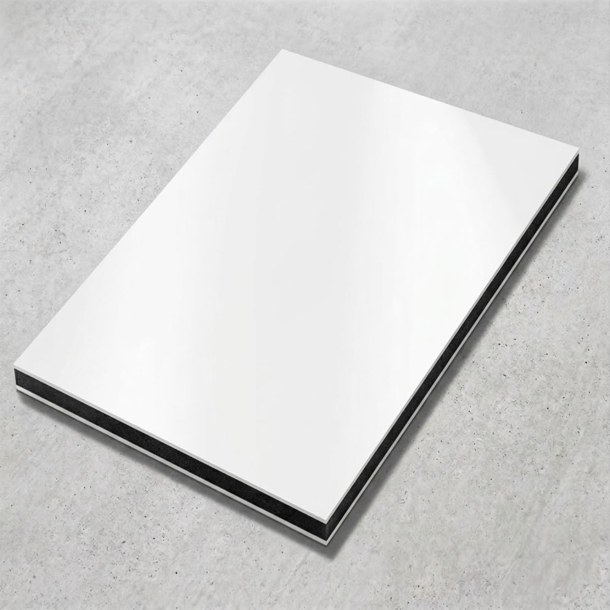 AtHaus® Aluverbundplatte 3 mm - Farbe weiß – Zuschnitt nach Maß – wetterfeste Aluminium Platte, langlebig & stabil – individuelle Größen für Innen- & Außenbereich – 1600 x 500 mm