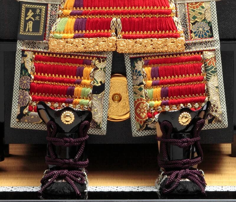 Amazon | 五月人形 久月 鎧平飾り 鎧飾り 正絹赤糸褄取縅 8号 春