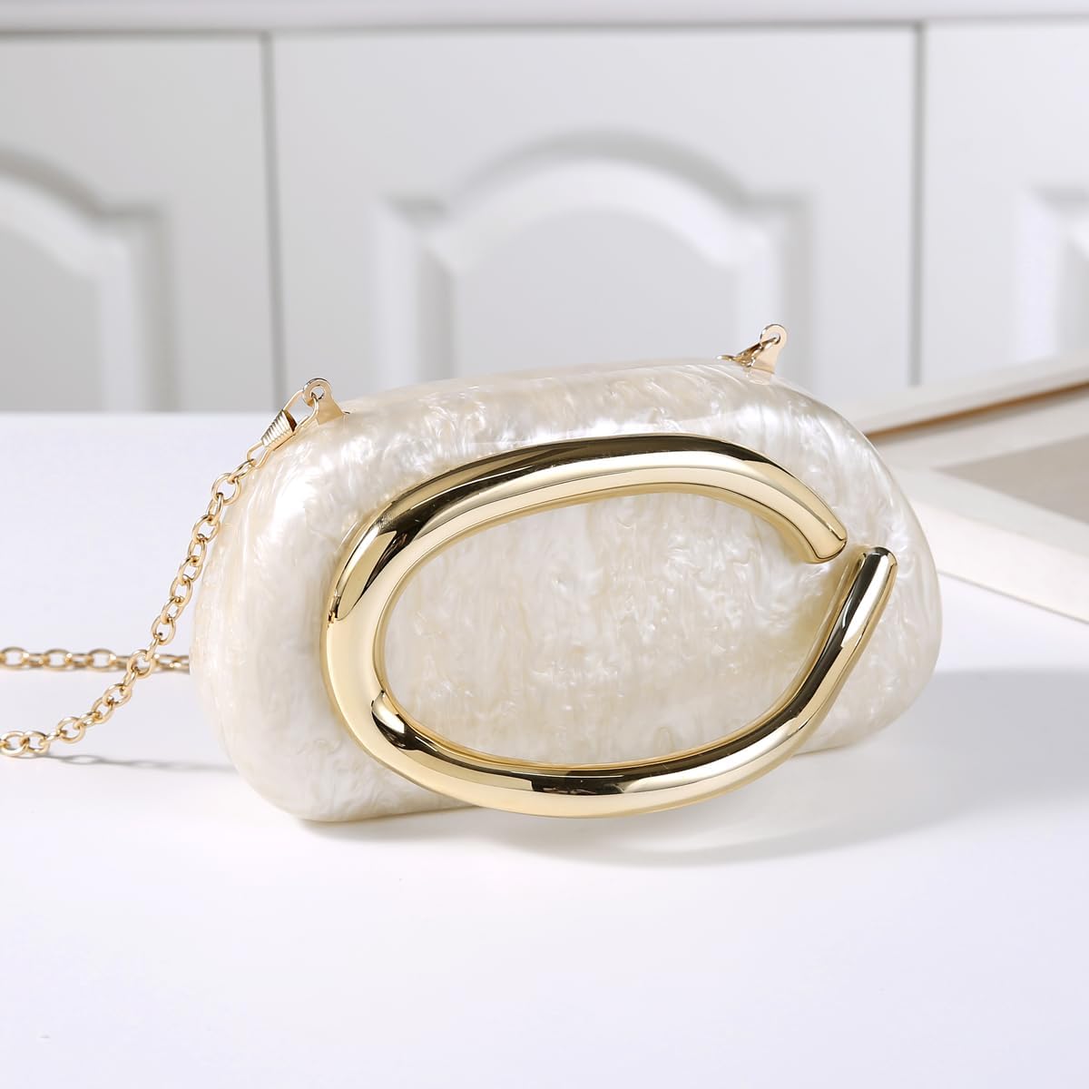 Dreubea Minimalist Gold-Tone Art Deco Clutch Bag – Elegant Metallic Accent Evening Handbag Purse for Women