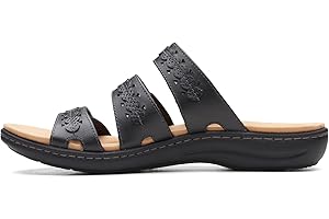 Clarks Collection: Women's Laurieann Cove