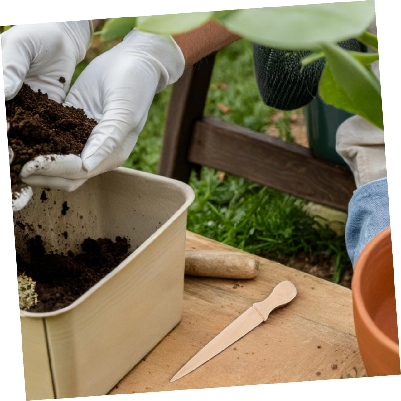 6pcs Wooden Handle Garden Planting Hole Digger Tool Comfortable Grip Soil Puncher for Versatile Planting Digging and Sowing Activities