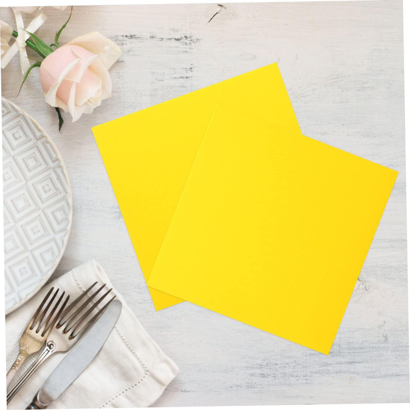 IMIKEYA Lot de 50 Serviettes de Table en Papier, Épaisses et Sûres, pour Fêtes et Banquets, Style Chic et Élégant