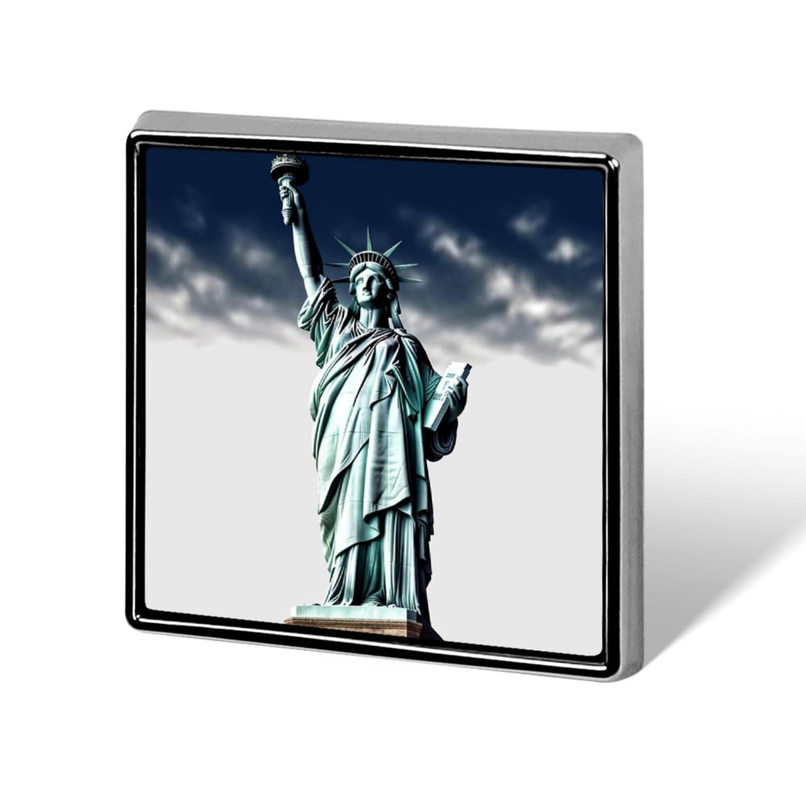 Square Lapel Pin Brooch Pin Statue of LibertyButton Badge for Men Women Suitable for Birthdays And Anniversaries of Family And Friends