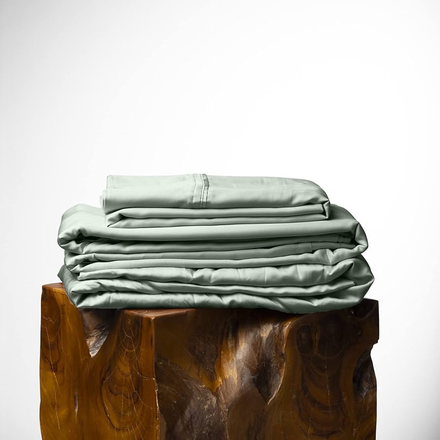 Olive + Crate Luxury Series 100% Tencel Eucalyptus California King Size Sheets Set - 4PC Soft Cooling Bed Sheets | 18'' Deep Pocket Fitted Sheet, Flat, & 2 Pillowcases Spring Sage