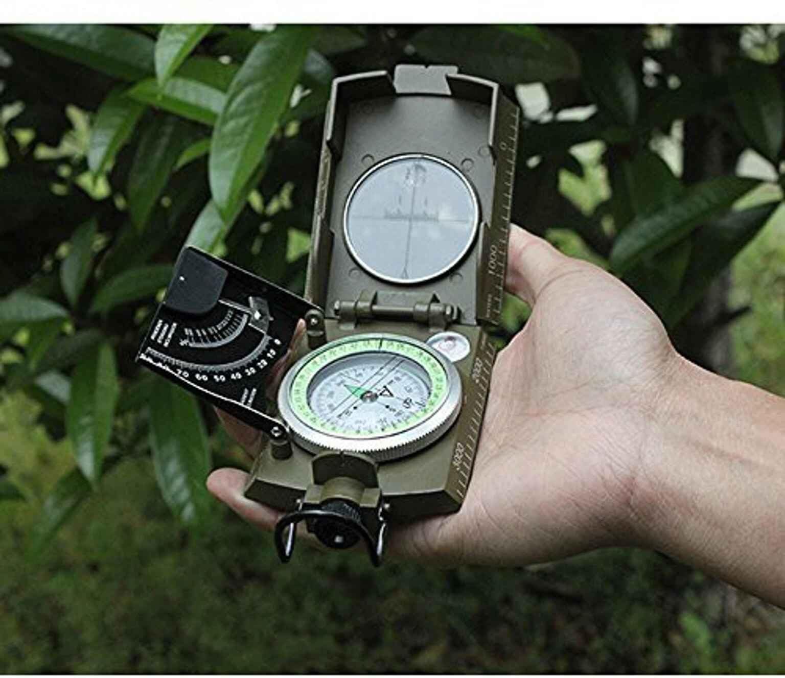 Portable Camping Compass, Military Army Geology Lensatic Prismatic, Multifunctional Outdoor Exploration Tool, Waterproof and Shakeproof, Army Green