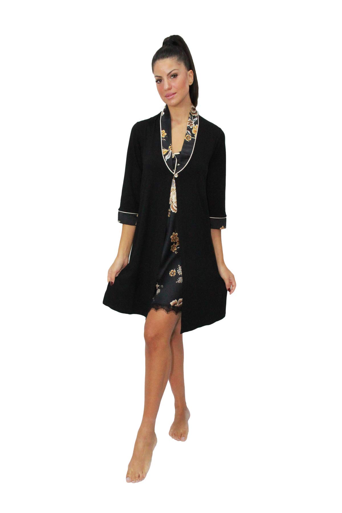 AMADINE Short Dressing Gown in Soft Viscose, with Central buttoning.