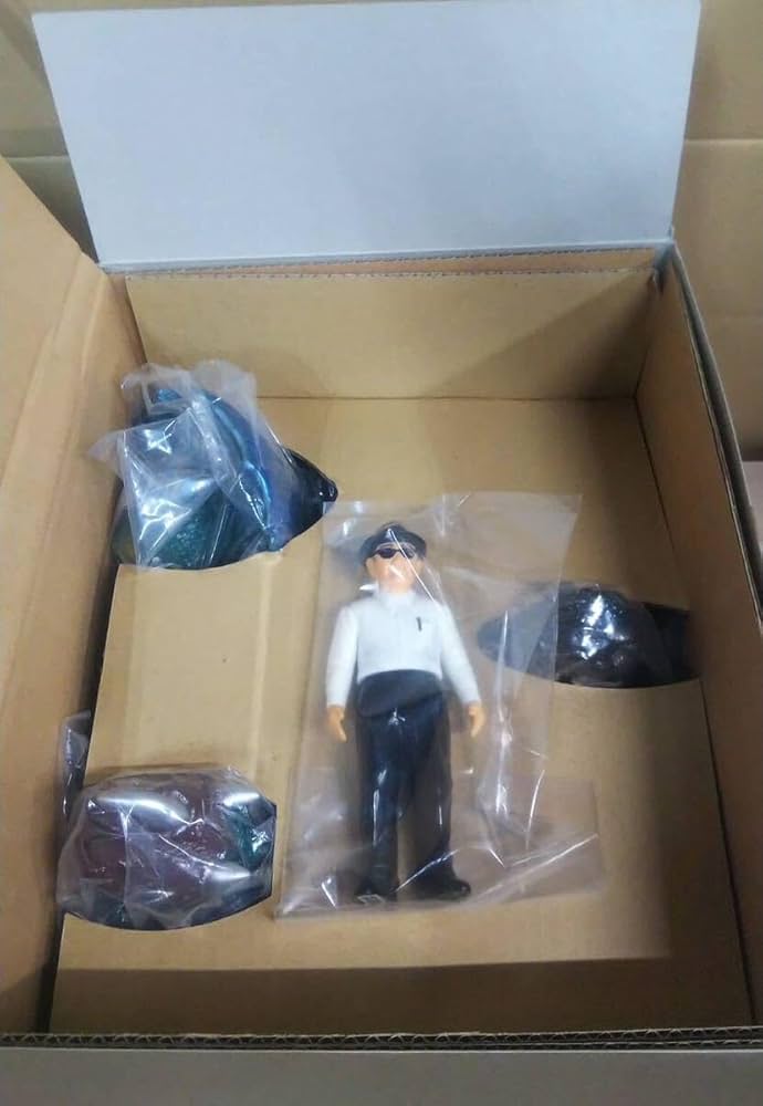 円谷英二生誕100年記念ソフビ。ゴジラ.ゴメス.ジラース。 Amazon.co.jp: 円谷英二 生誕100年記念 ソフビ Bset ゴメス