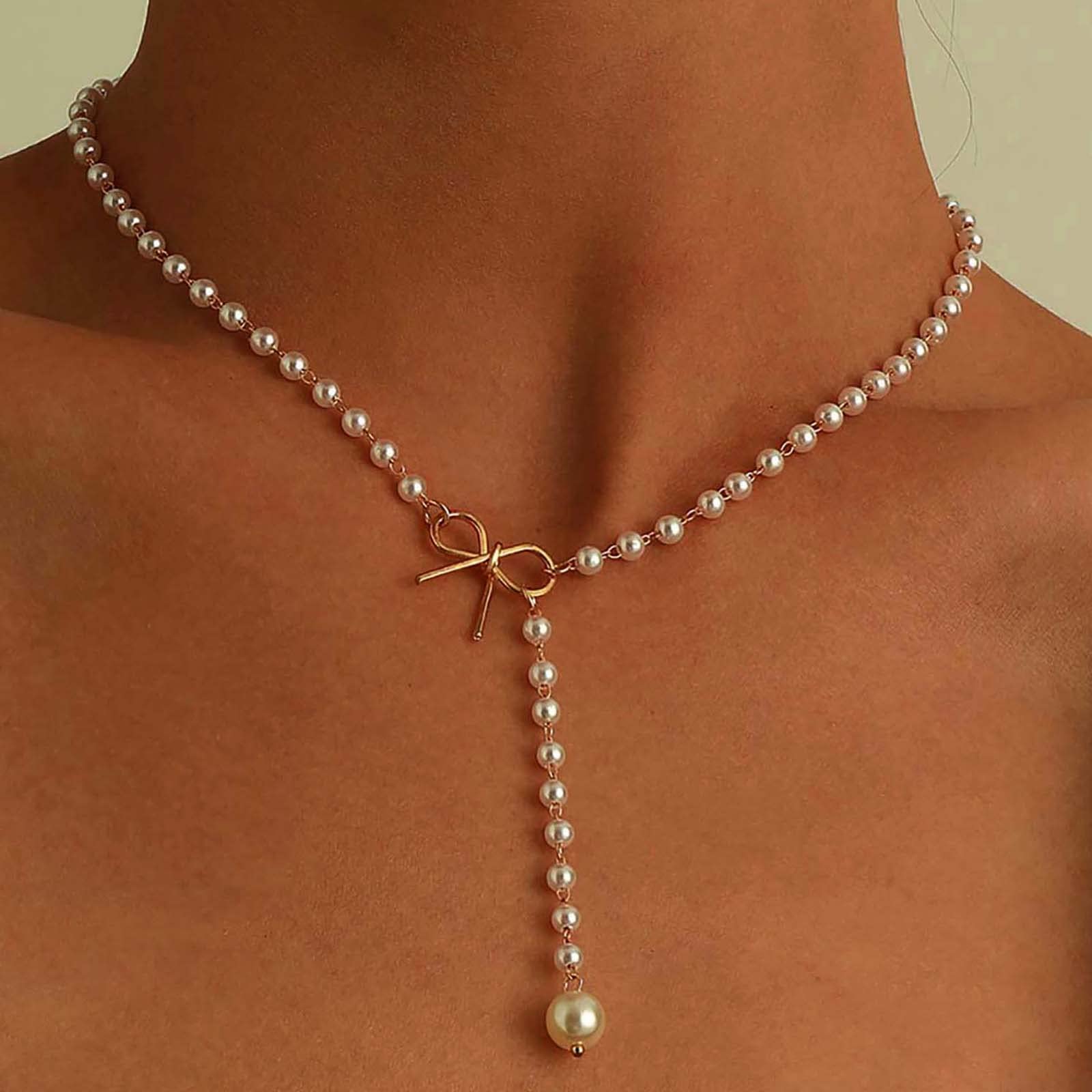 AtentuyiCollar de perlas boho Collar de perlas Y Lariat Collar de gargantilla de perlas pequeñas Collares colgantes de perlas Collar de lazo dorado Joyas para mujeres Niñas y novias Boda