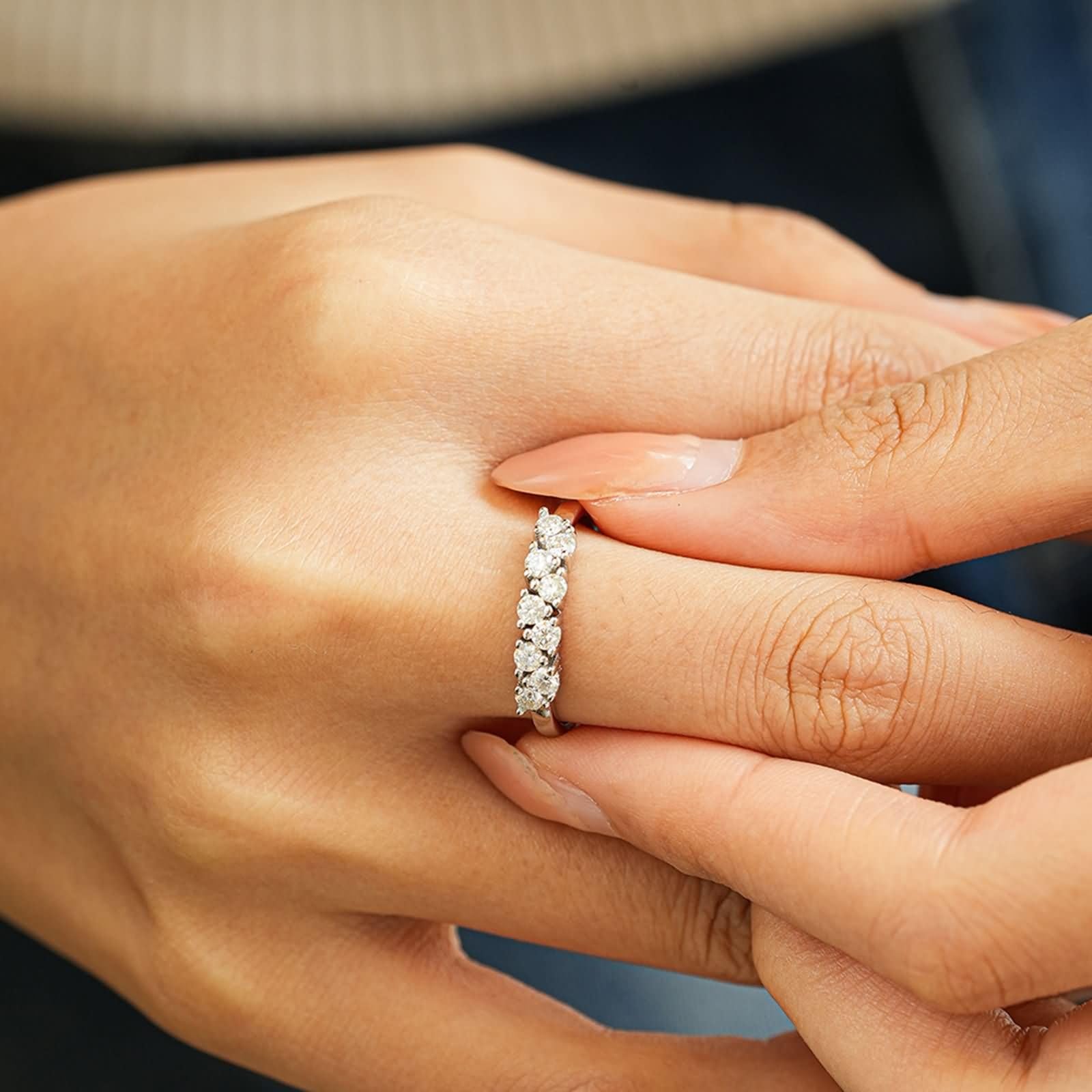 Anillo de mujer de oro blanco con moissanite, alianzas de oro auténtico, media eternidad, anillos de compromiso, anillos de oro para mujer