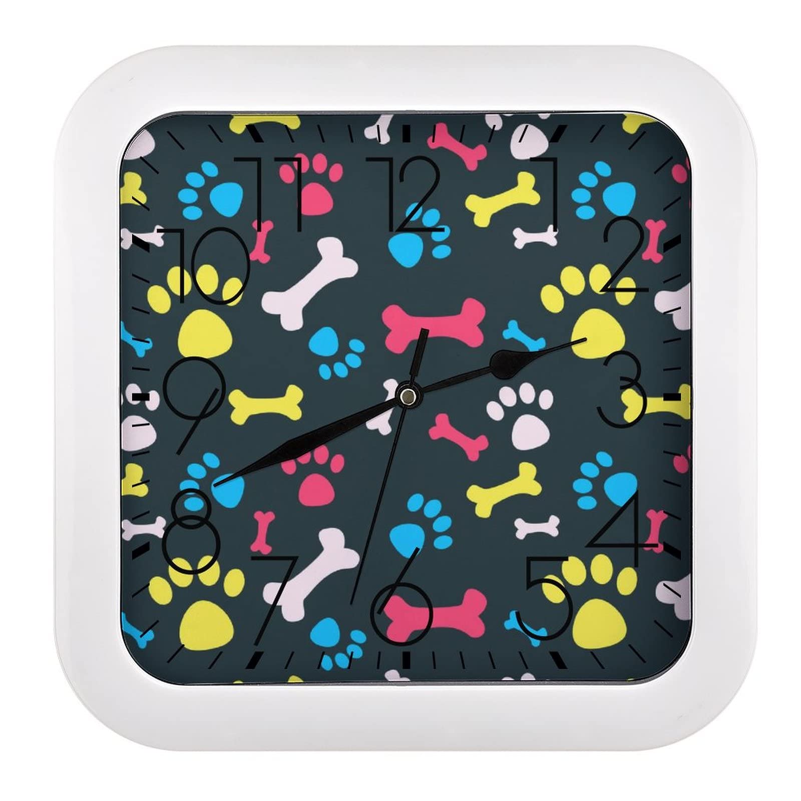 Horloge Murale Carrée Grands Chiffres Patte De Chien 26x26cm