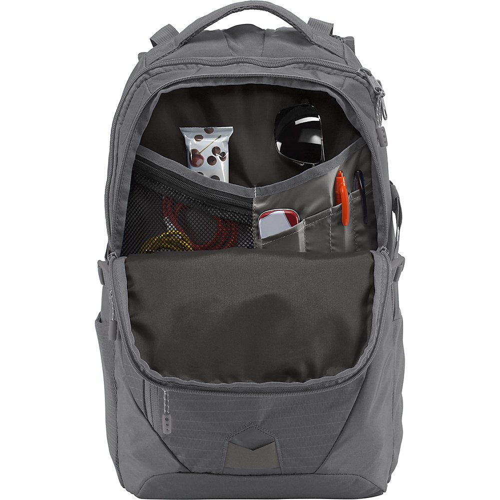 17.3 laptop fit in 28 liter backpack Leeds Overland TSA Friendly 17 Inch Laptop Backpack with USB Port
