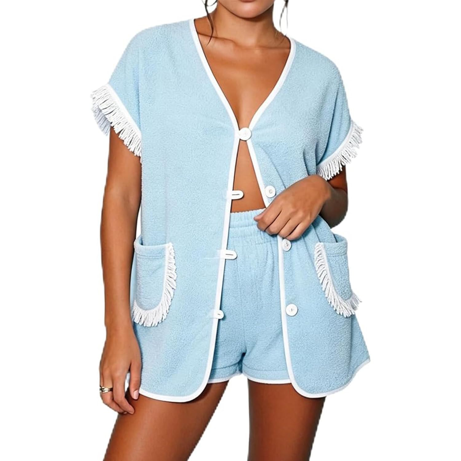Conjunto de dos piezas para mujer de tela de rizo con flecos: top de manga corta con botones y shorts. Ideal para la playa y las vacaciones.