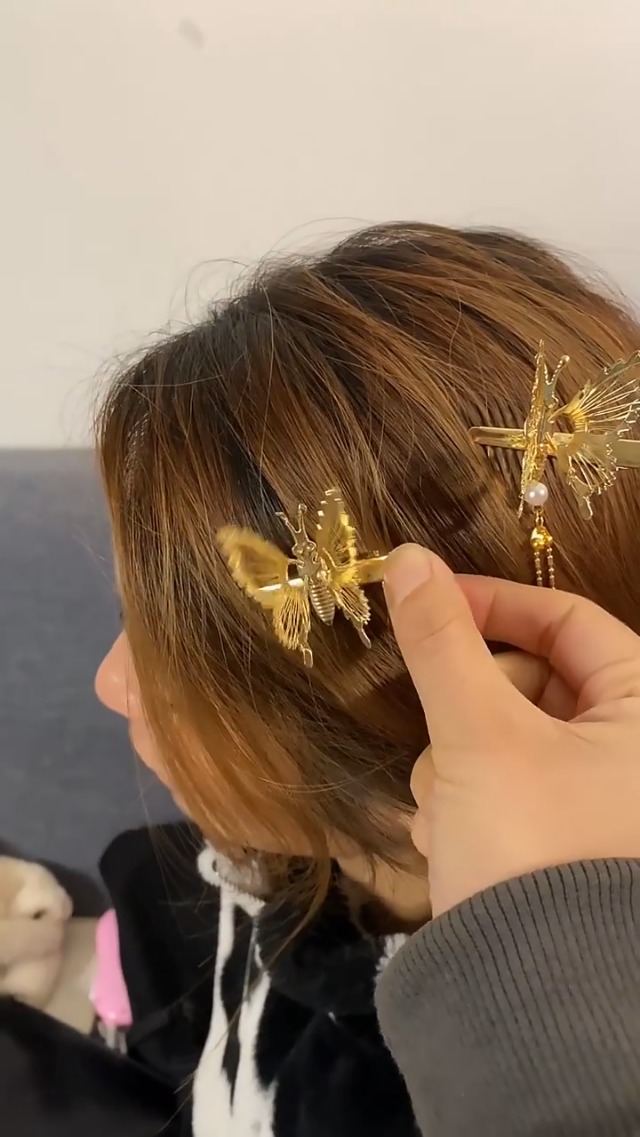 Bartosi Schmetterlings-Haarspangen 6 Stück – Lila Stoff, Perlen-Dekor, Für Frauen & Mädchen