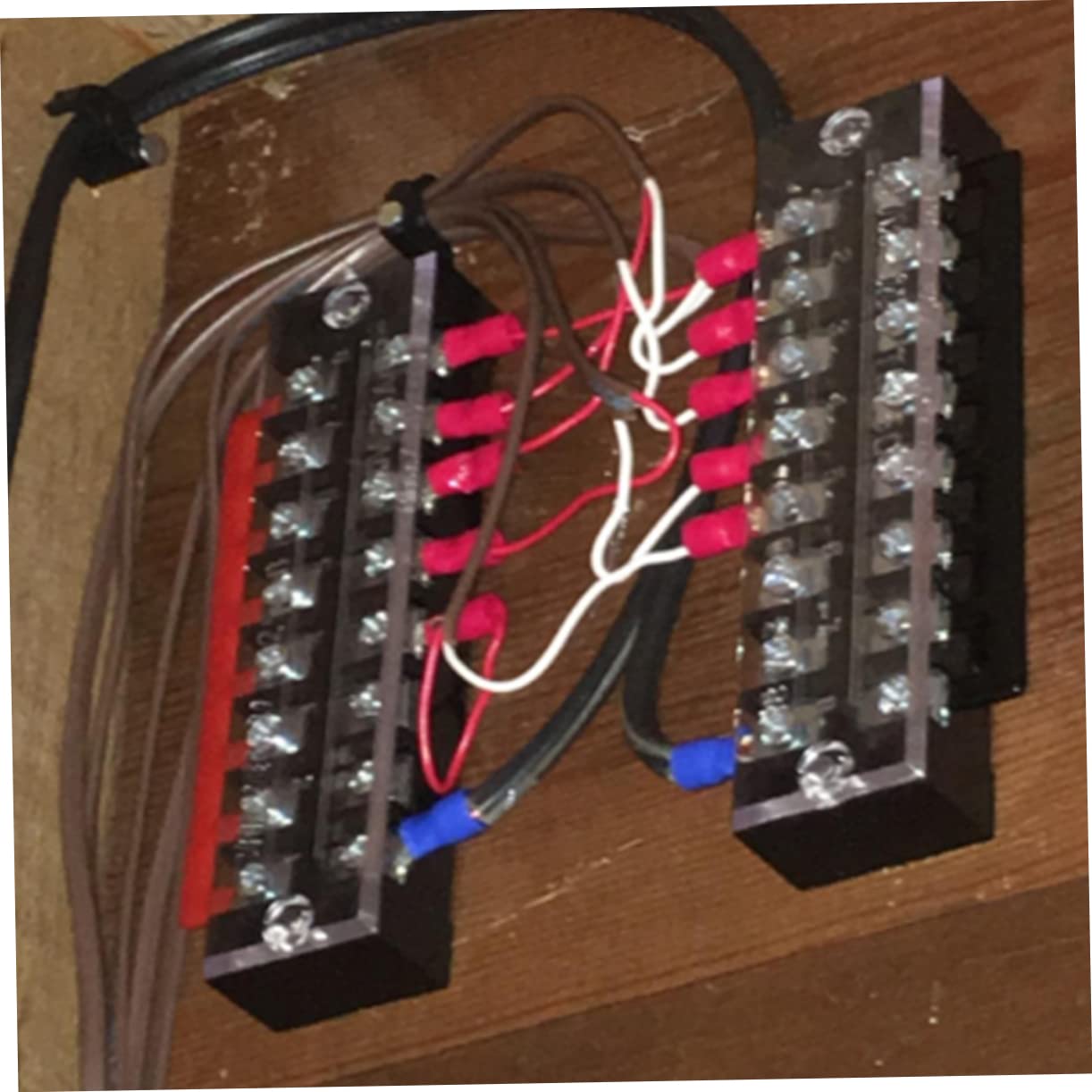 SOLUSTRE 10 Sätze Klemmenleisten Klemmenpfostenverbinder Barriereverdrahtung Klemmenblockschraube Stromverteilungsklemmenleiste Schwarzer Kunststoff Pbt