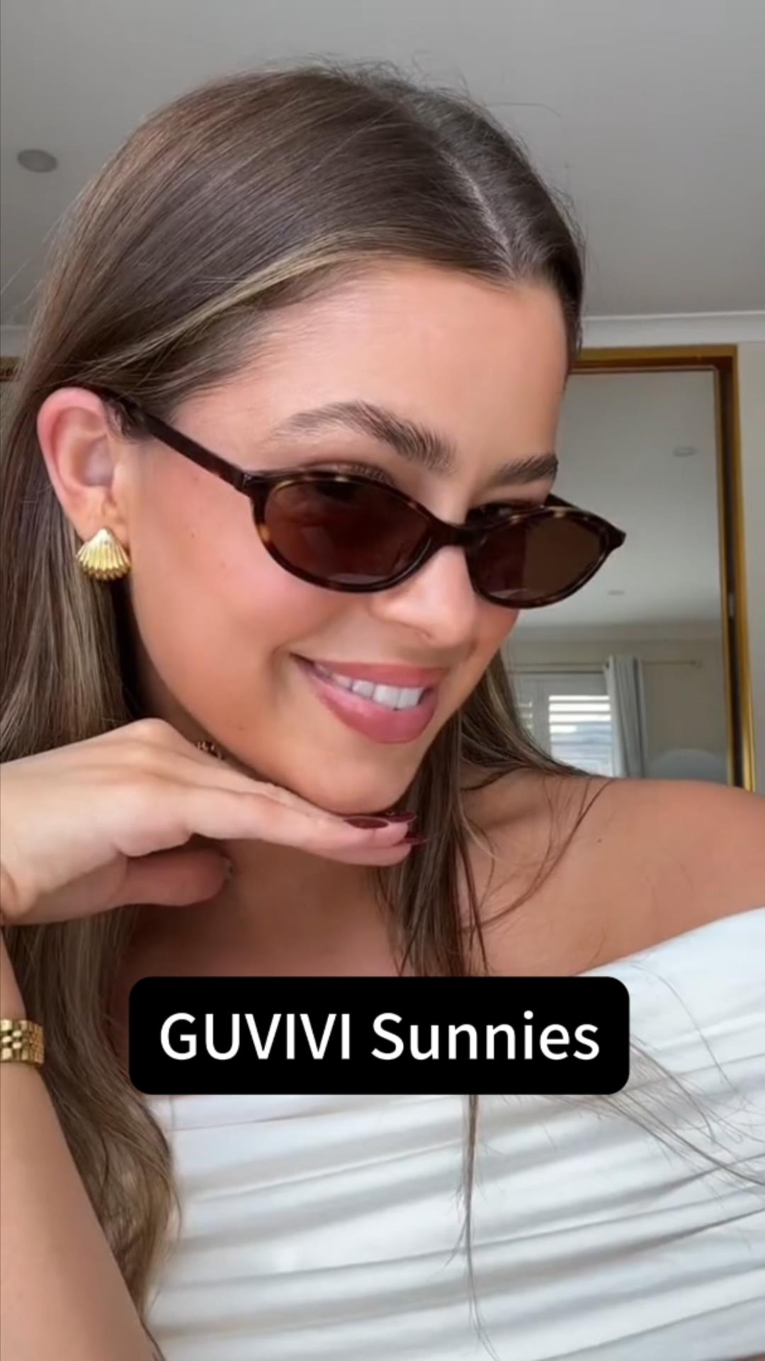 GUVIVI Retro Oval Sunglasses for Women Chic Cat Eye 90s  display picture 2