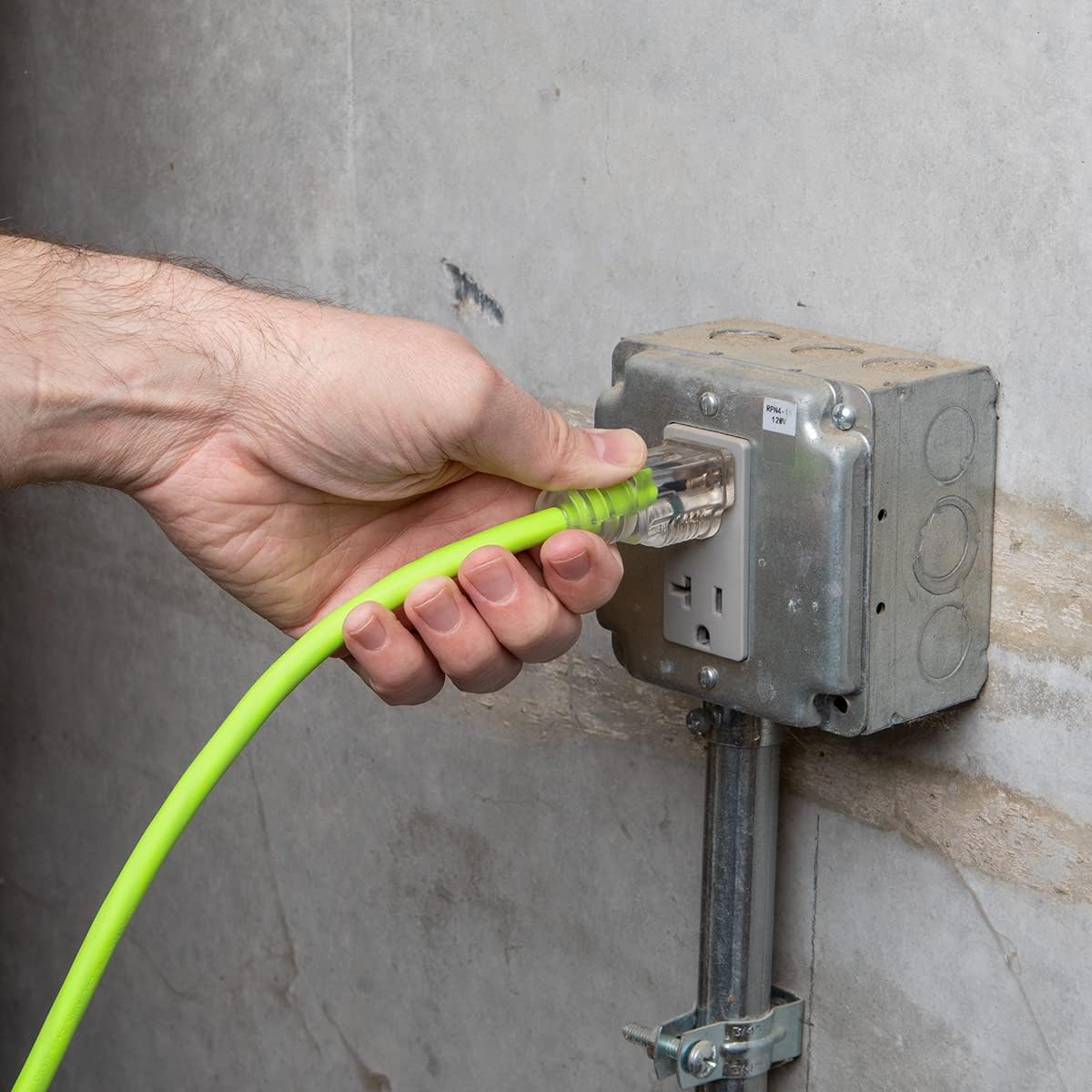 Flexzilla Pro Extension Cord, 12/3 AWG SJTW, 50 ft., Lighted Plug, Indoor/Outdoor, ZillaGreen - FZ512830