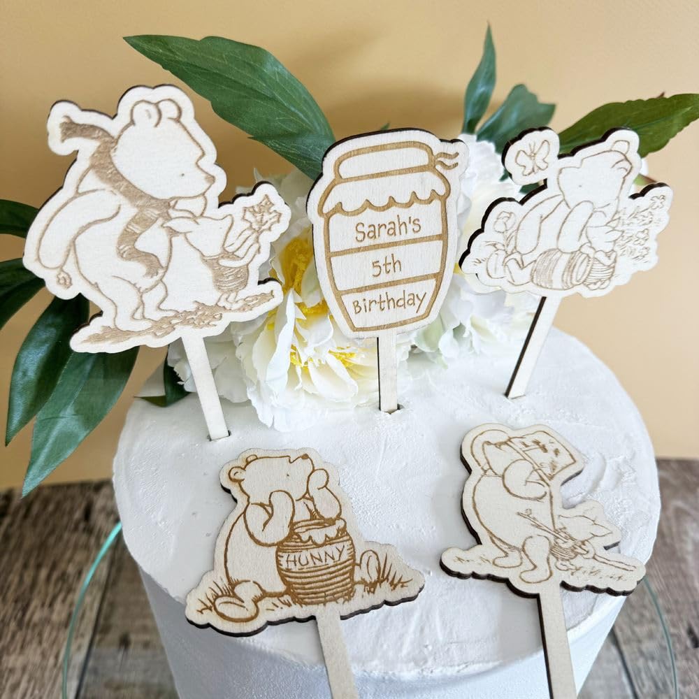 Luck and Luck Personalised Winnie the Pooh Cake Decorations, Childrens Birthday Party Cake Toppers, Wood Cake Decoration, Customisable Cake Topper (5 pcs)