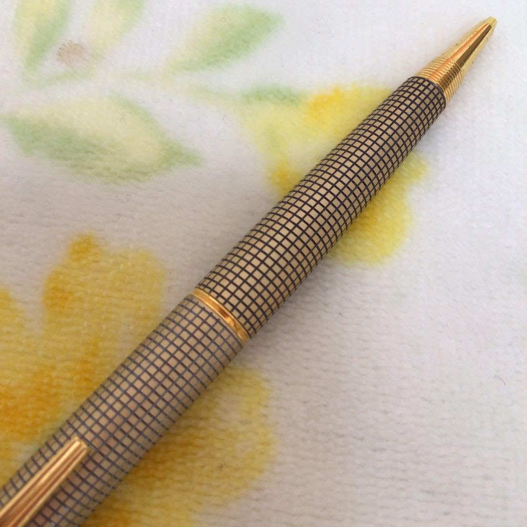 Amazon.co.jp: ニューマン シャーペン 格子柄 金 タグ付き