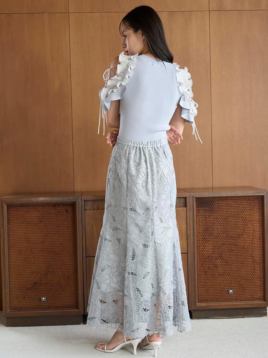 【超美品】スナイデル SNIDEL カットワークセミフレアスカート スナイデル SNIDEL カットワークセミフレアスカート （GRY） -靴