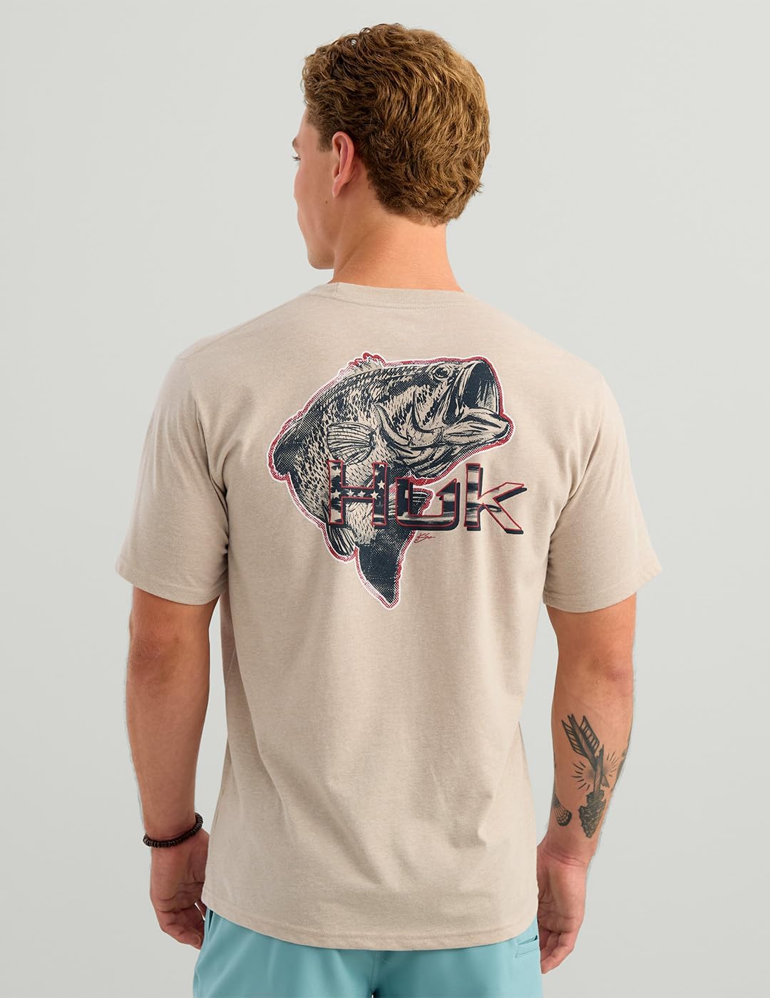 HUK Men's Kc Scott Original Fishing Artwork Graphic Tee Shirts, Short Sleeve Casual T-Shirts, Lightweight, Soft Cotton Blend