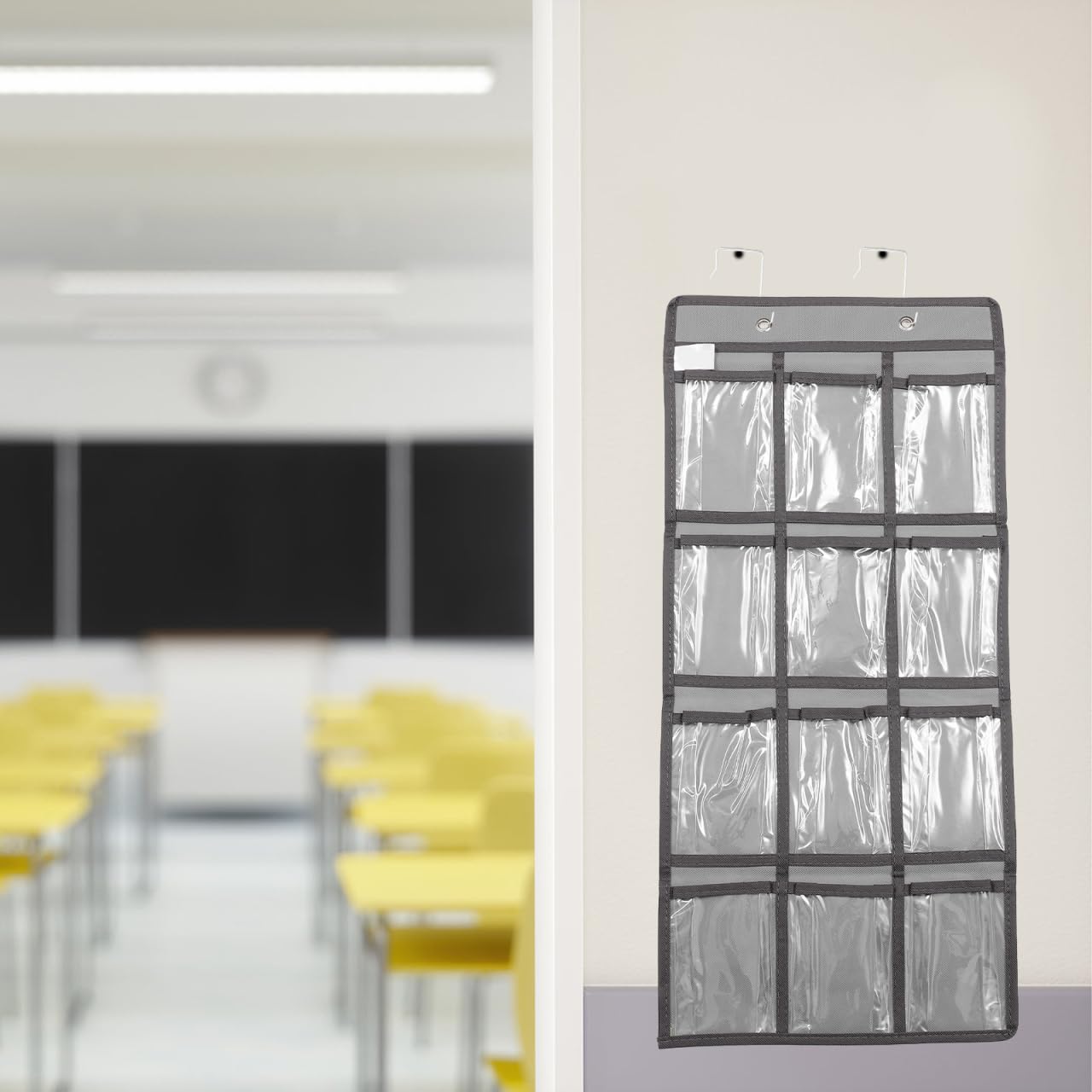 Hemobllo Organisateur Rangement Mural Transparent Pochette Rangement Mural École 12 Poches 65.50 X 31.00 X 0.50 Cm Pour Téléphones Mobiles Calculatrices Bijoux Accessoires Chambre Et Bureau