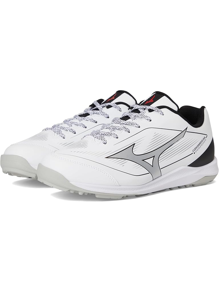 White Mizuno Cushionrevo Diamond Turf