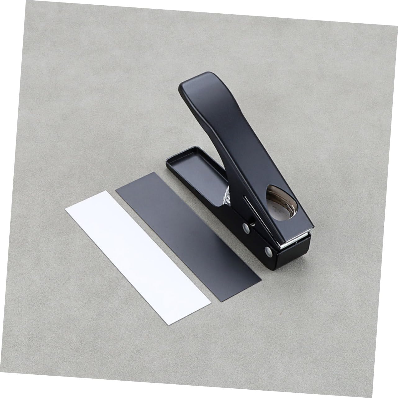 Perforatore per Plettri di Chitarra Nero, Strumento Professionale | Lavorazione DIY e Uso Professionale, Metallo e Plastica, Posizionamento Preciso, senza Abilità Speciali