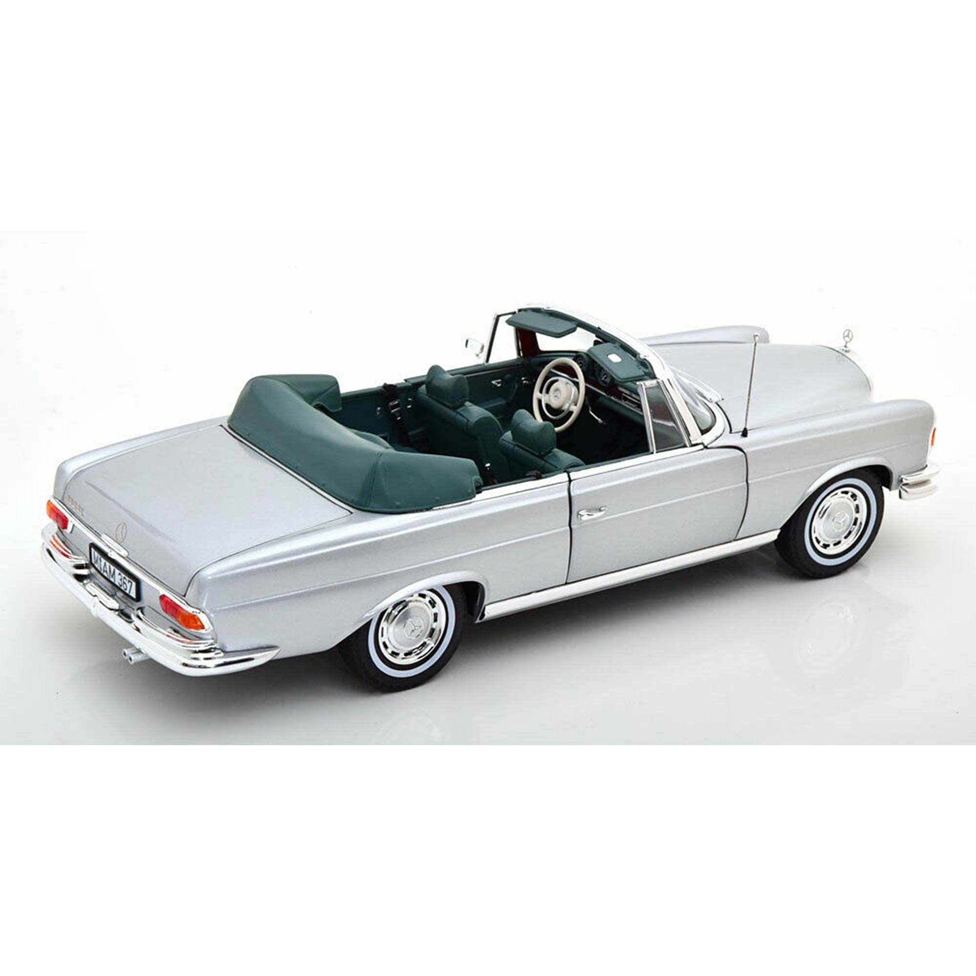 REVELL Mercedes 500 SL 1:18 – Argent Décapotable, Modèle D’occasion Sans Boîte