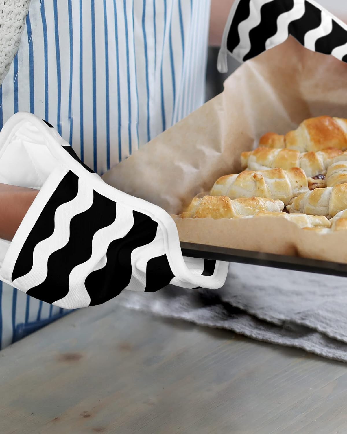 Pot Holders, Wave Black Striped Pot Holder, Heat-Resistant Hot Pockets, Pot Holders for Kitchen, Hot Pads for Kitchen, Kitchen Accessories 5 Pcs Potholders