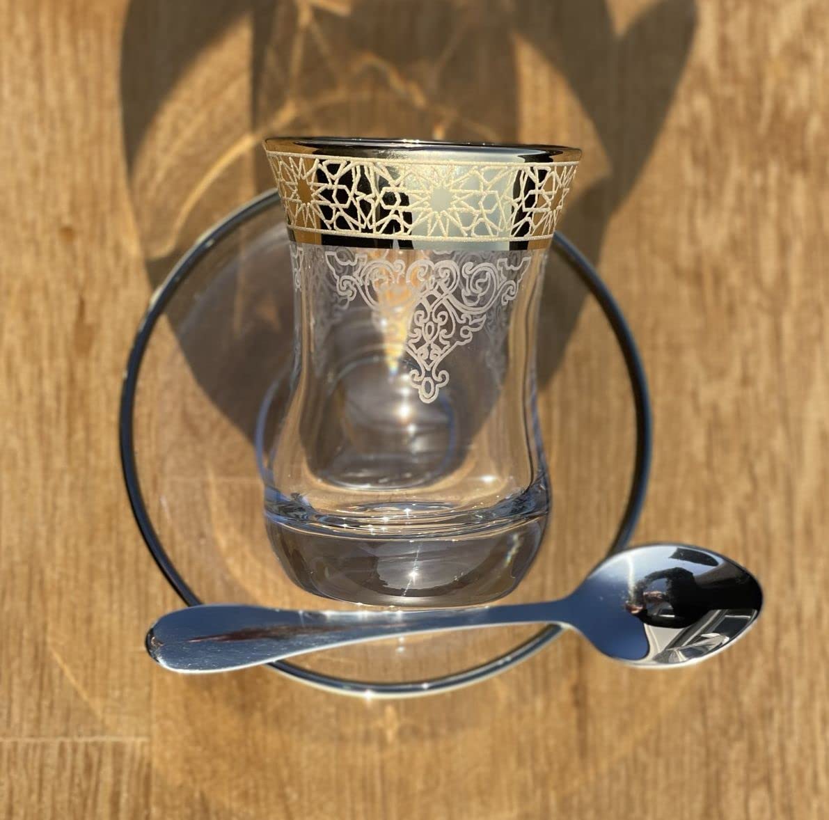 Topkapi Türkisches Tee-Set Amira-Sultan – 18-teilig Mit Golddekor (6 Gläser, Untersetzer, Löffel)