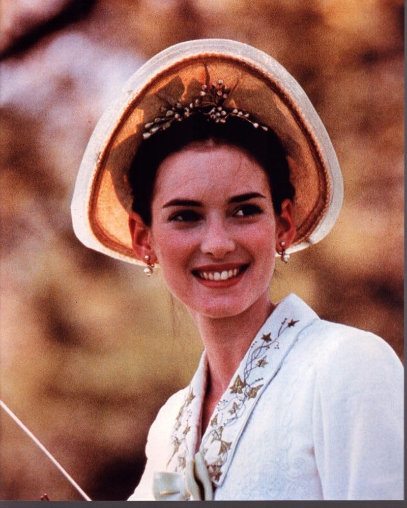 Amazon.com: Posterazzi Winona Ryder In The Age Of Innocence Photo