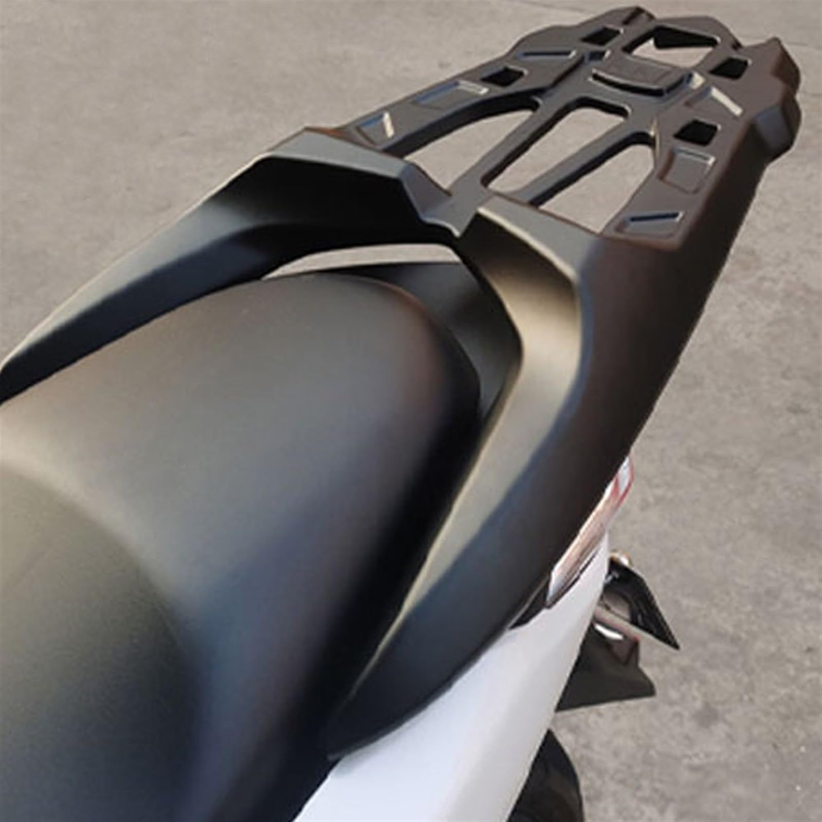 Portapacchi posteriore generico per moto Custom