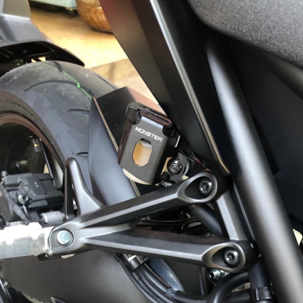 Motorcycle Oil Cup Cap for D&ucati Monster 821 2018 CNC Motorcycle Rear Brake Fluid Reservoir Guard Cover Protector Moto Bike Oil Tank Cap Protection